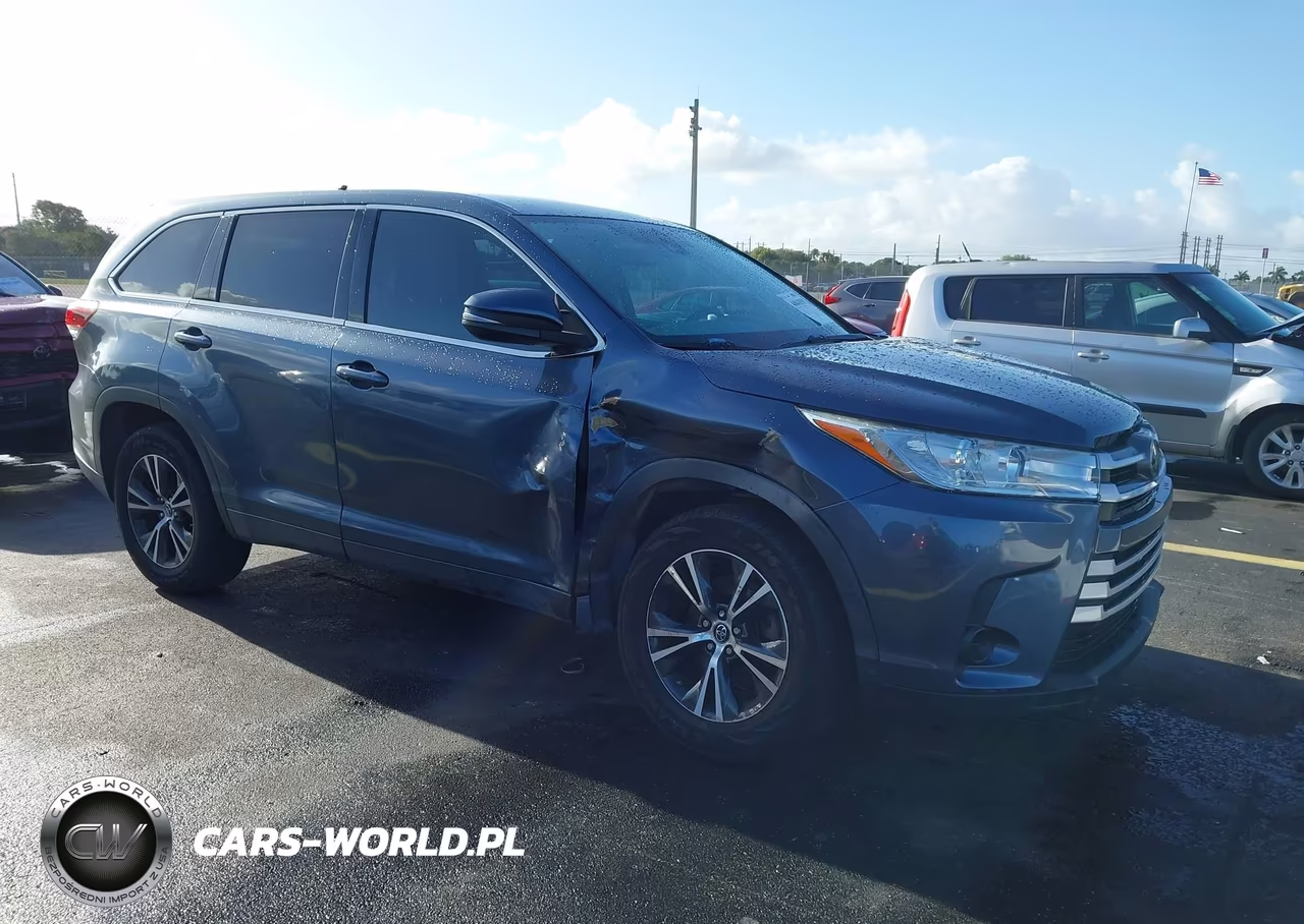 2017 Toyota Highlander Le