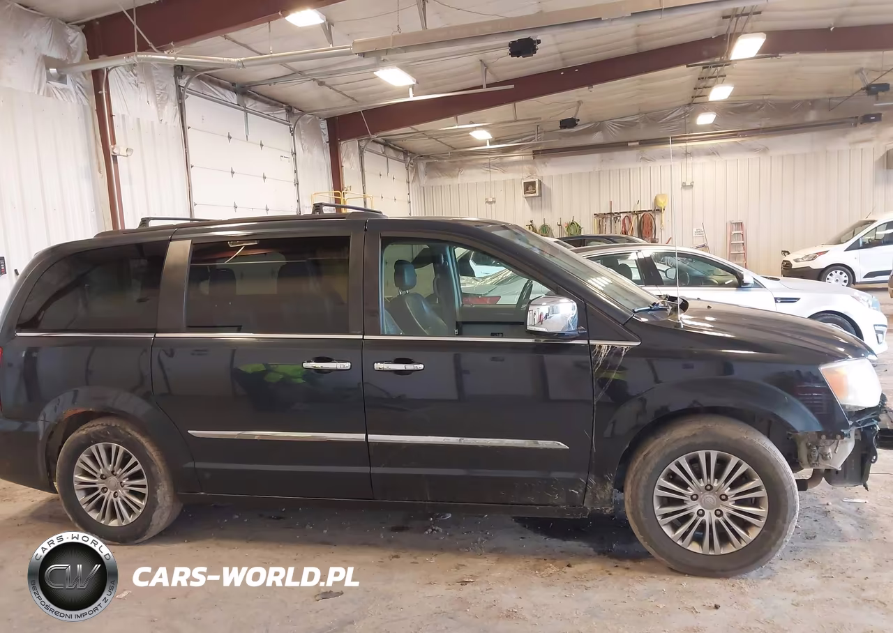 2014 Chrysler Town & Country Touring-L VIN:2C4RC1CG2ER108730 - 13