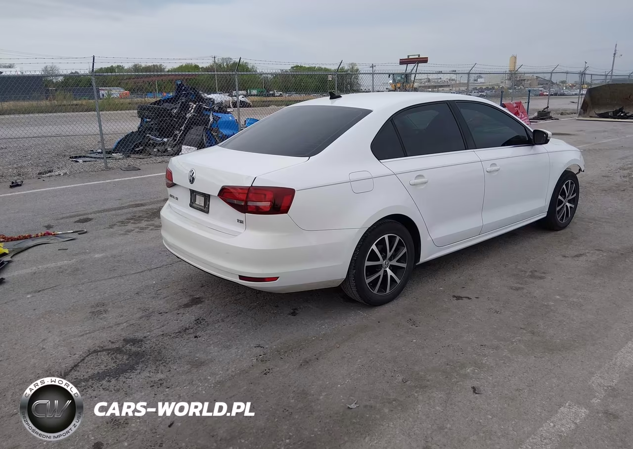 2017 Volkswagen Jetta 1.4T Se VIN:3VWDB7AJ4HM201255 - 4