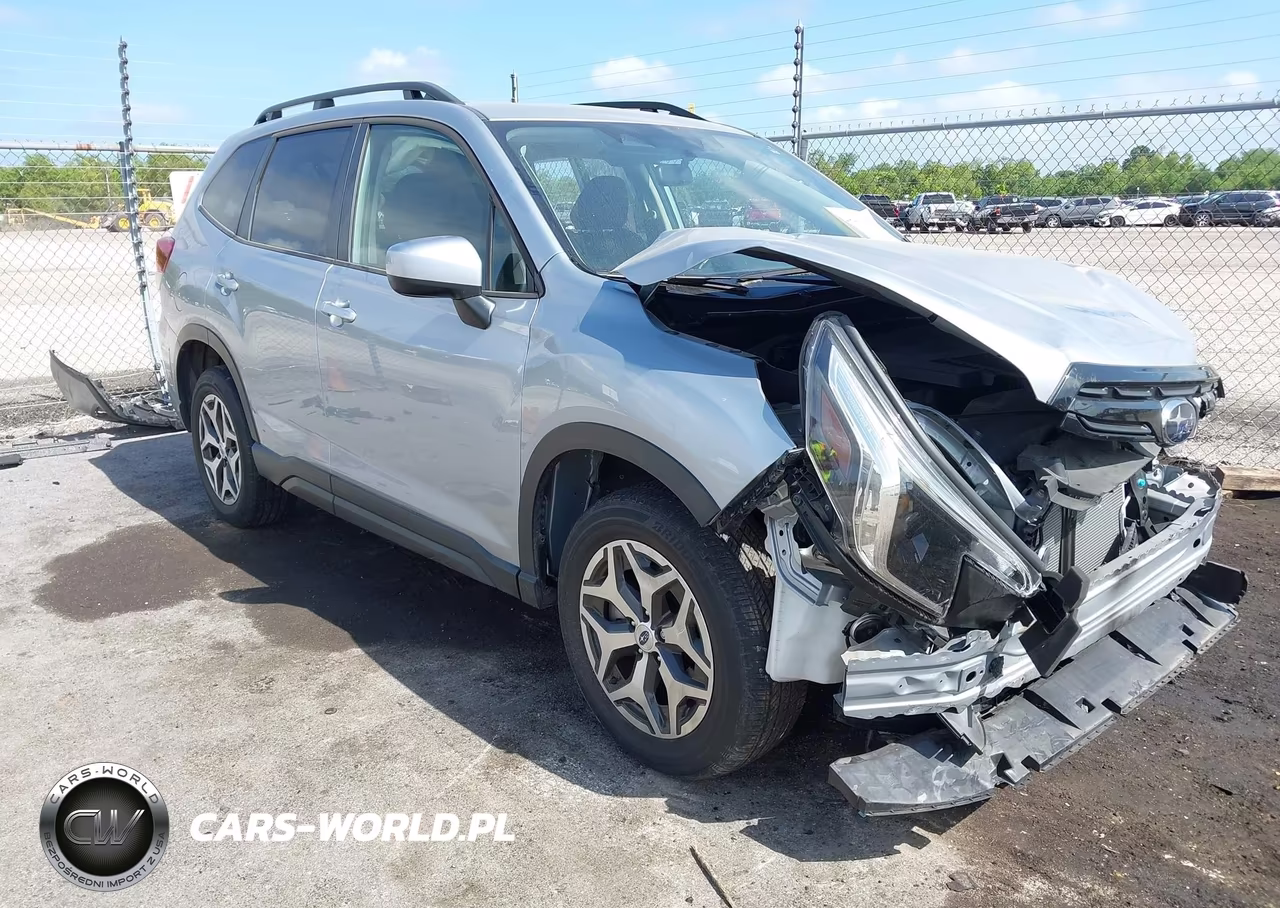2022 Subaru Forester Premium