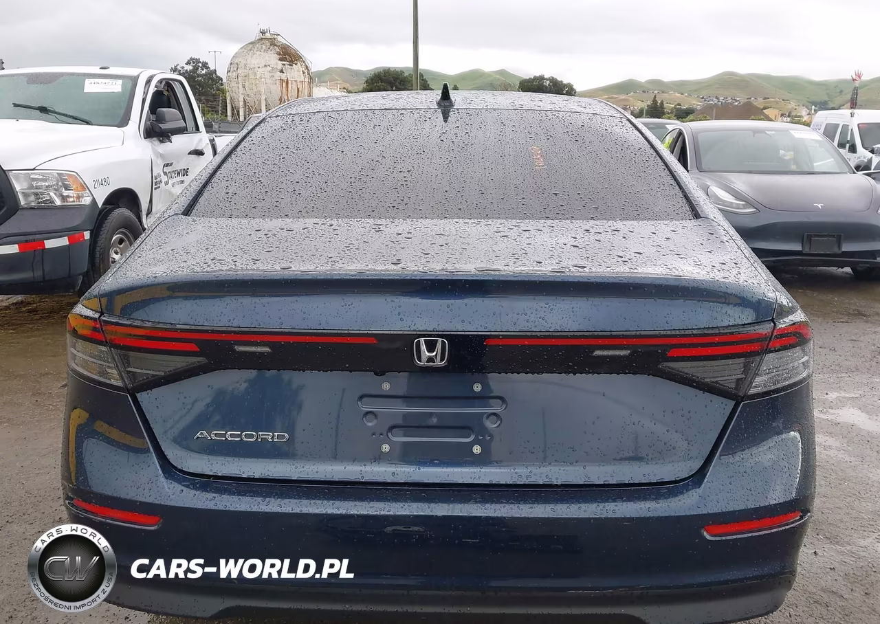 2025 Honda Accord Se VIN:1HGCY1F4XSA019045 - 17