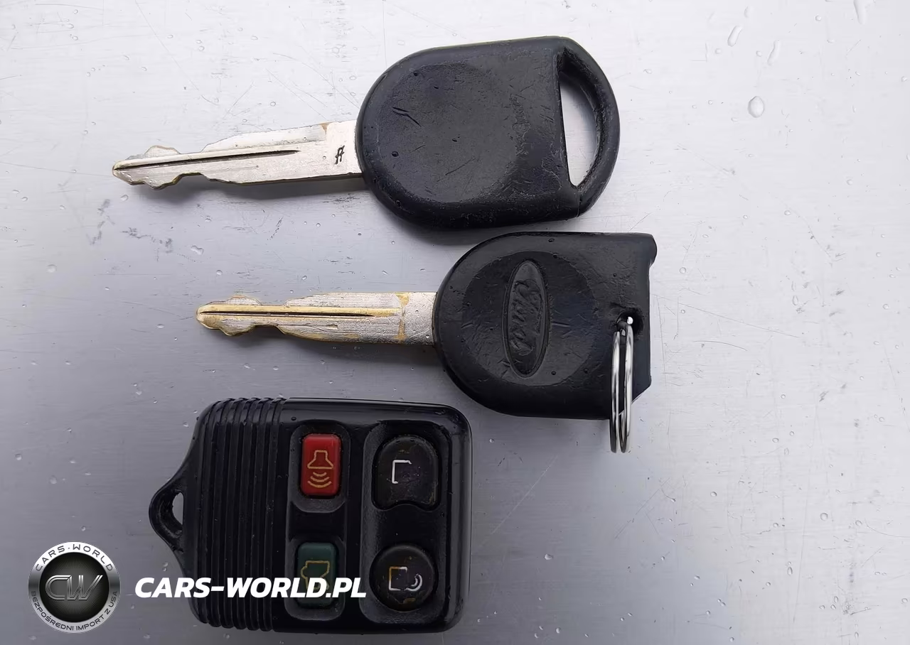2009 Ford Focus Ses VIN:1FAHP36N49W243586 - 11