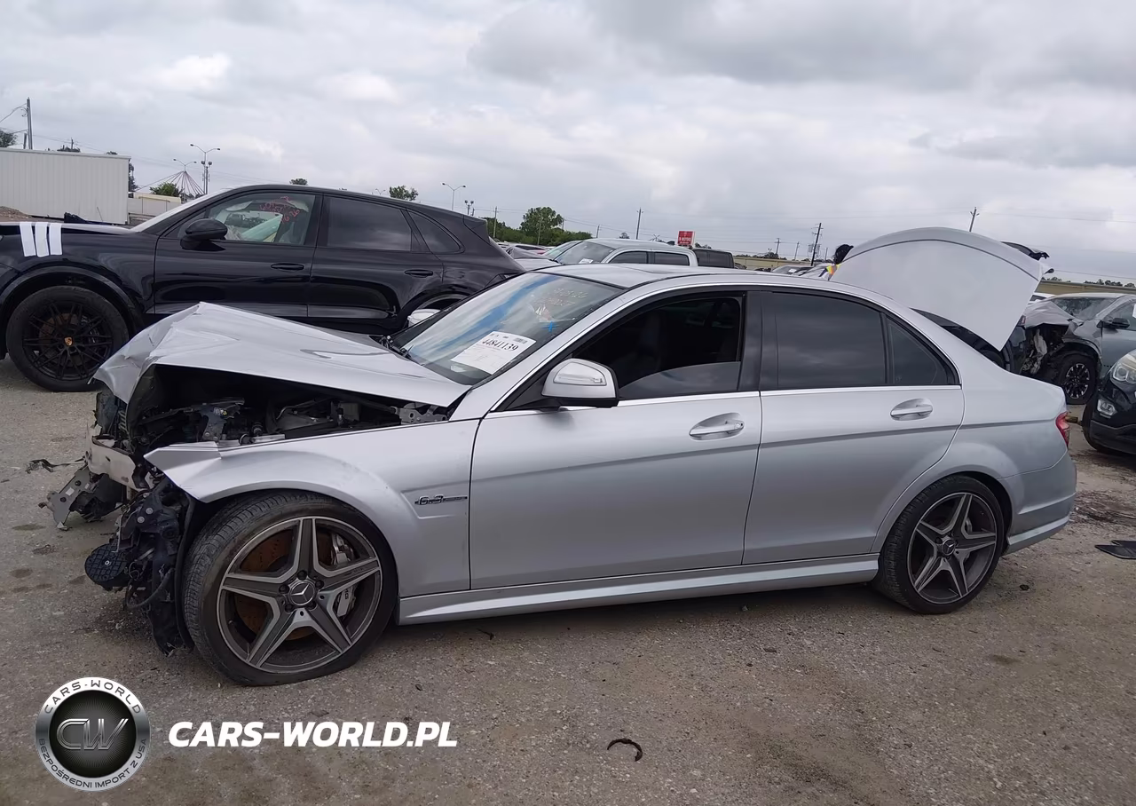 2009 Mercedes-Benz C 63 Amg VIN:WDDGF77X99F220438 - 14