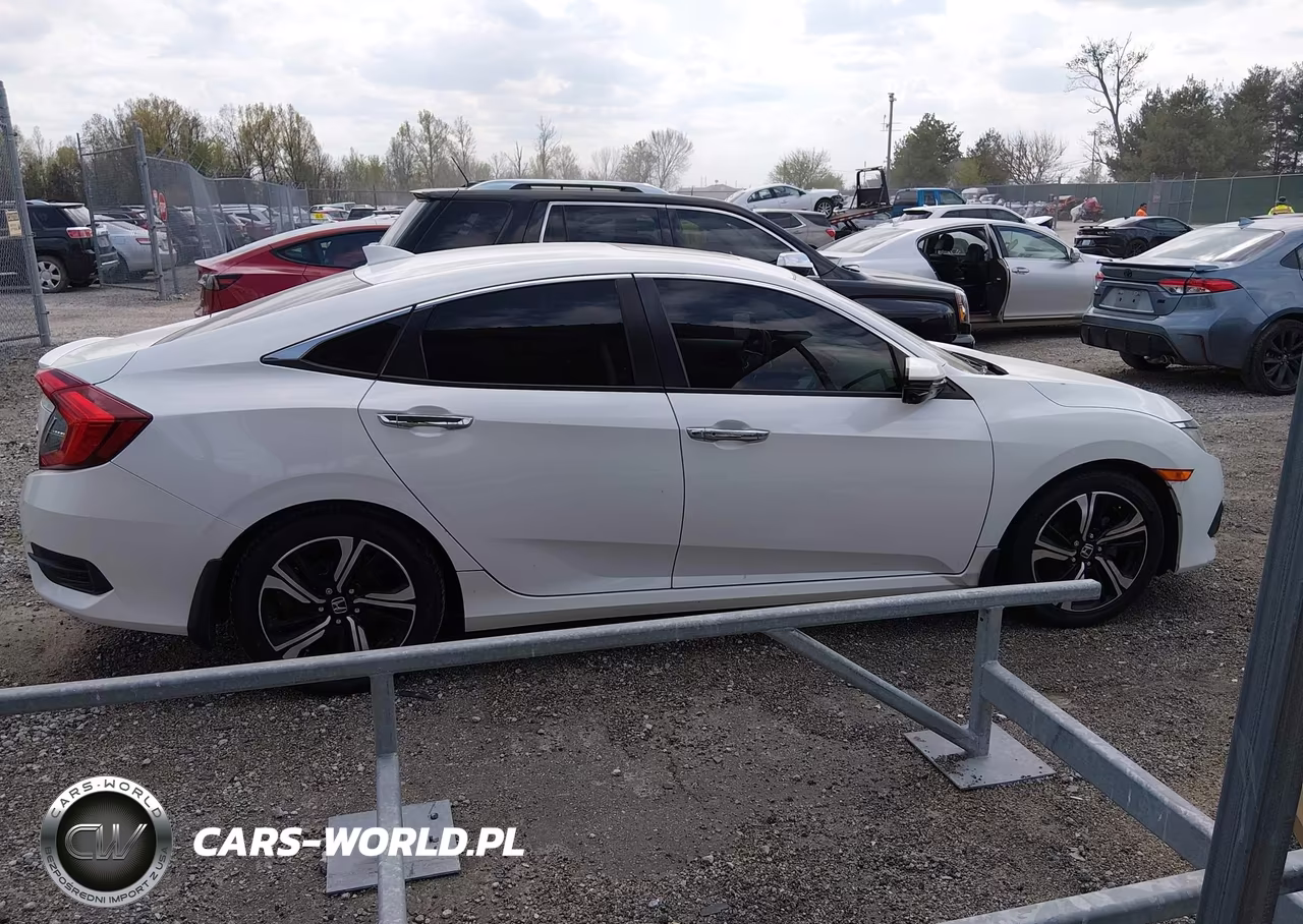 2016 Honda Civic Touring VIN:19XFC1F93GE007698 - 13