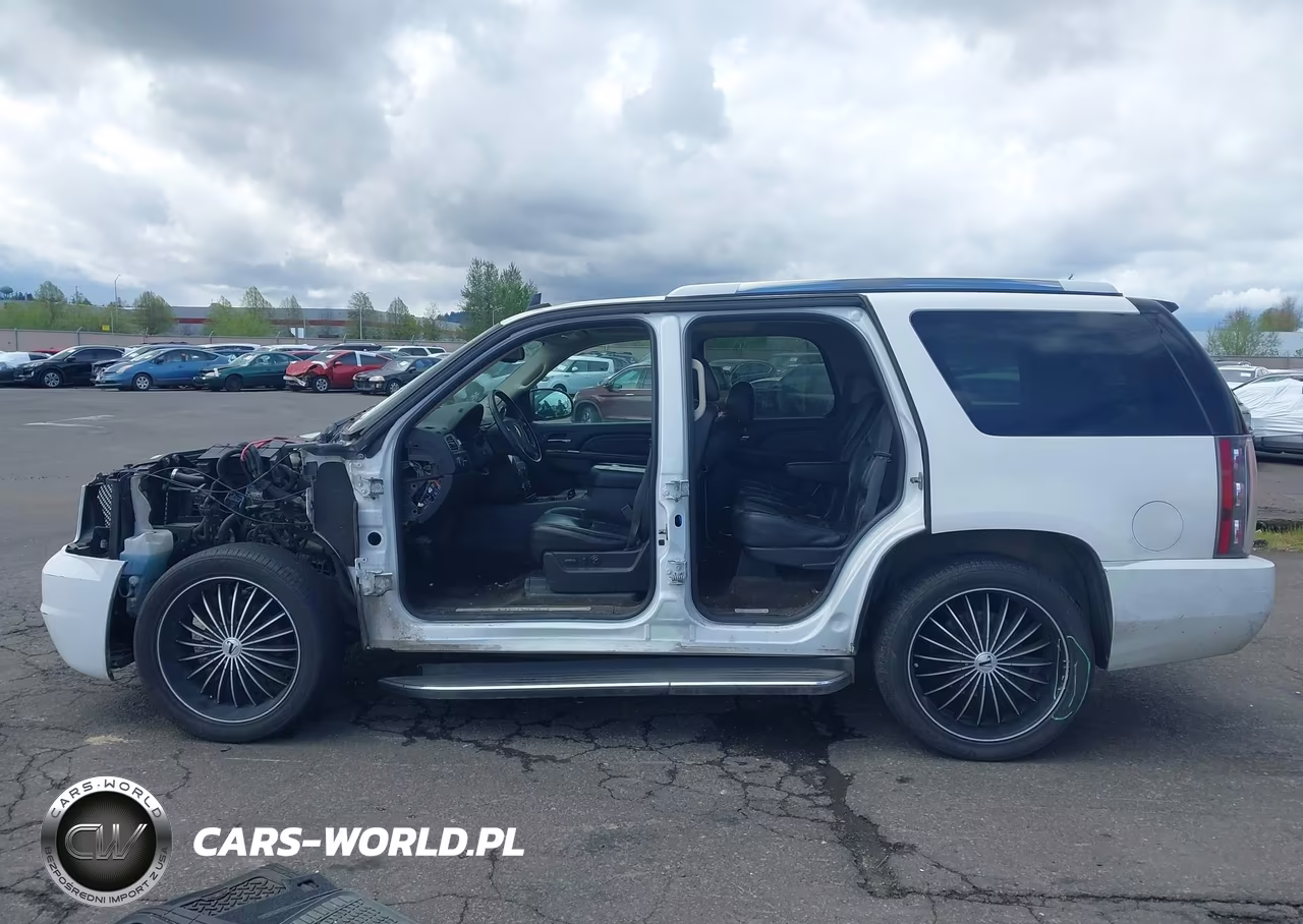 2010 GMC Yukon Denali VIN:1GKUKEEF2AR197695 - 14