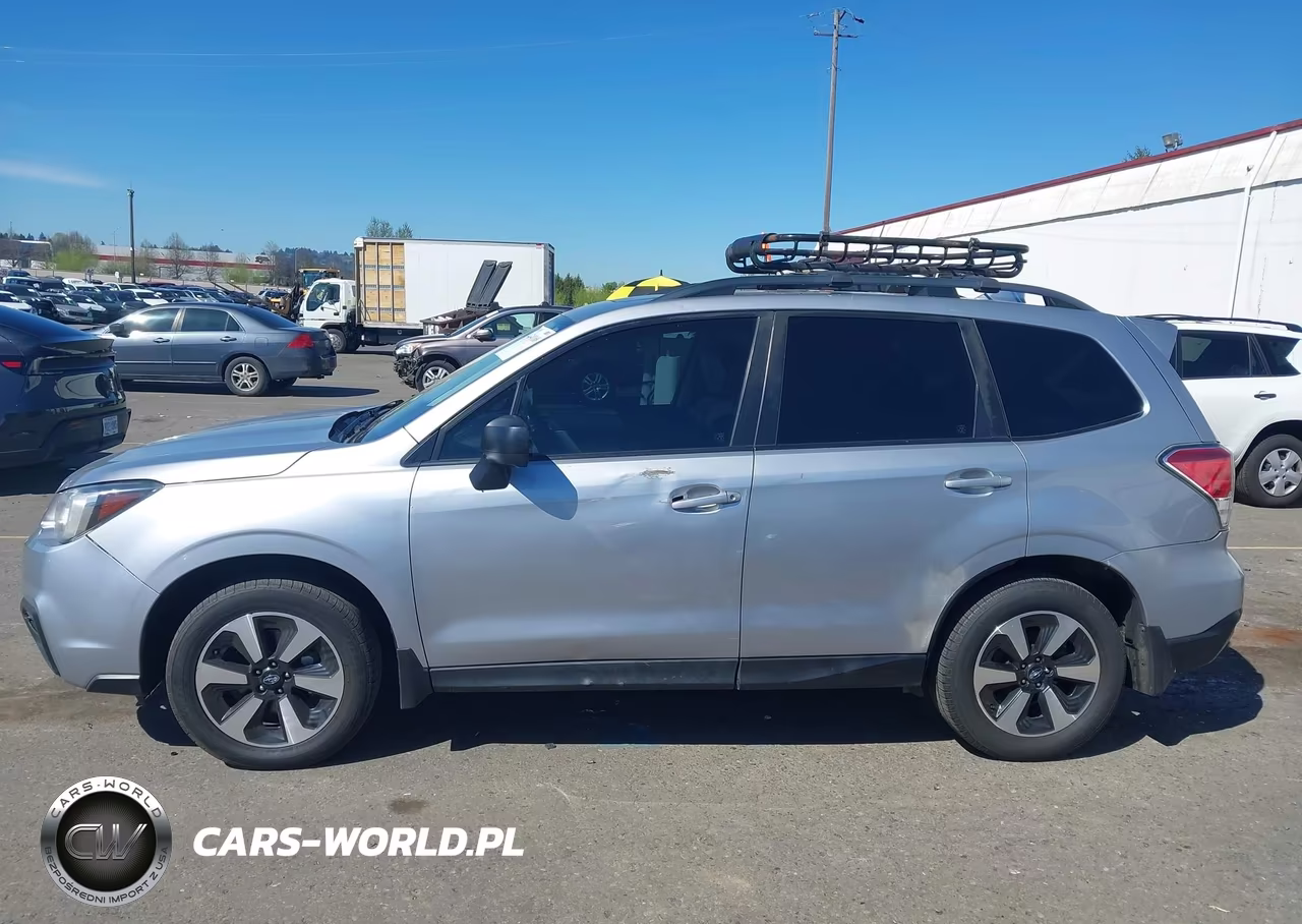 2017 Subaru Forester 2.5I Premium VIN:JF2SJAECXHH456732 - 14