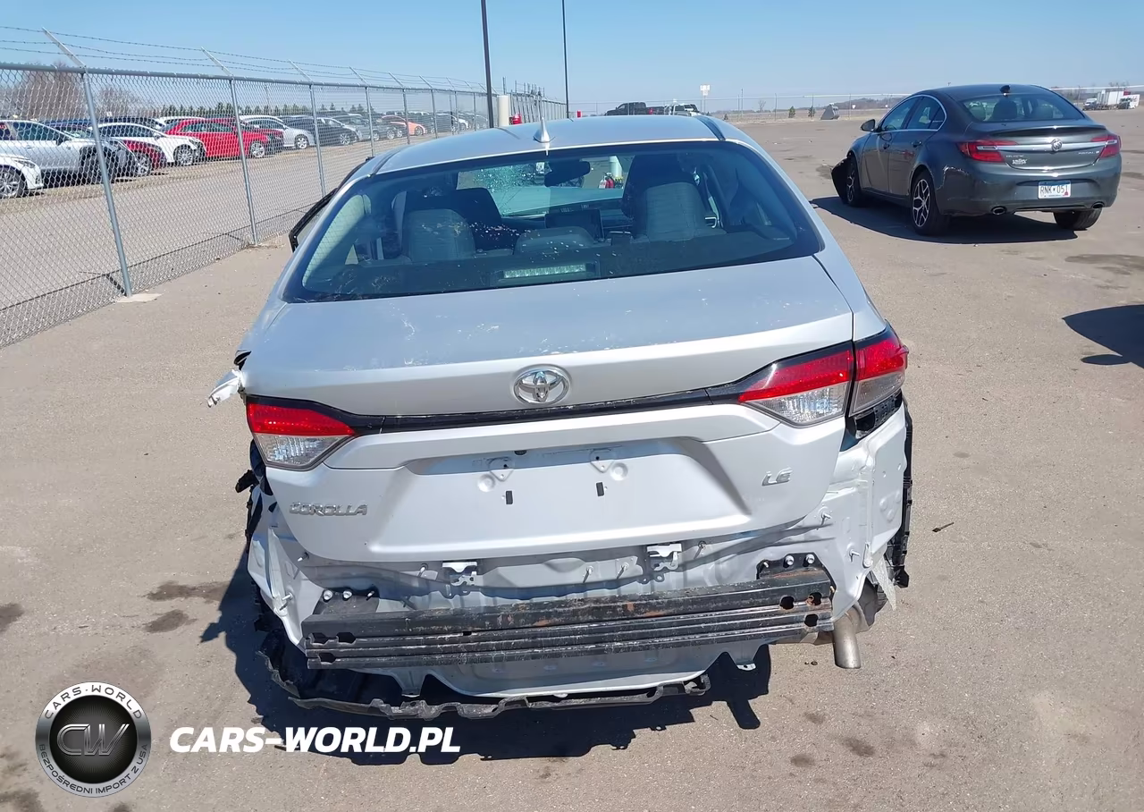 2021 Toyota Corolla Le VIN:5YFEPMAE8MP251024 - 17
