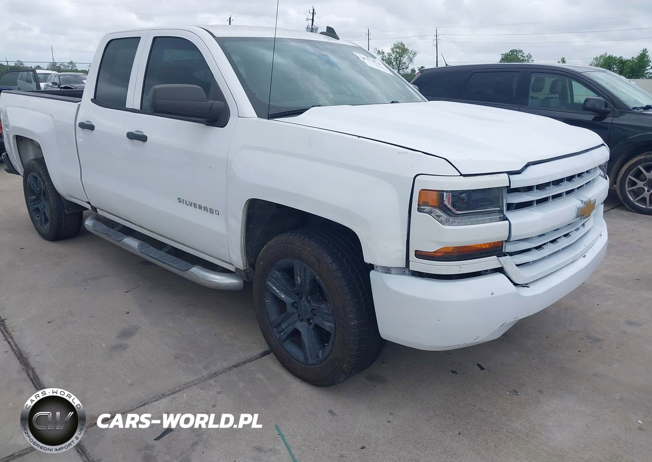 2018 Chevrolet Silverado 1500 Custom