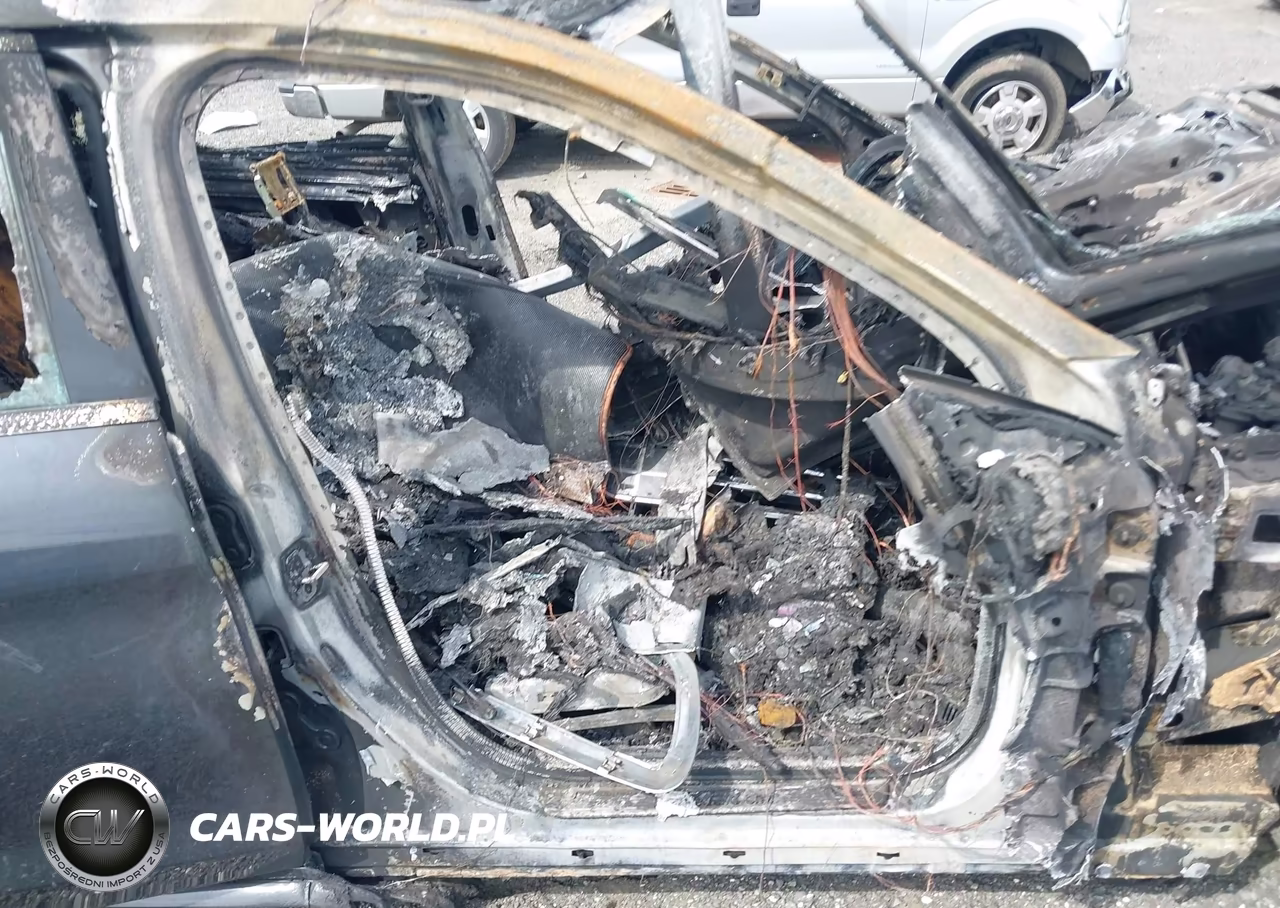 2015 Mercedes-Benz S 550 VIN:WDDUG8CB7FA095867 - 5
