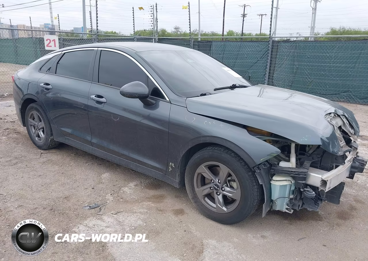 2022 Kia K5 Lxs – zdjęcie 1 z 17