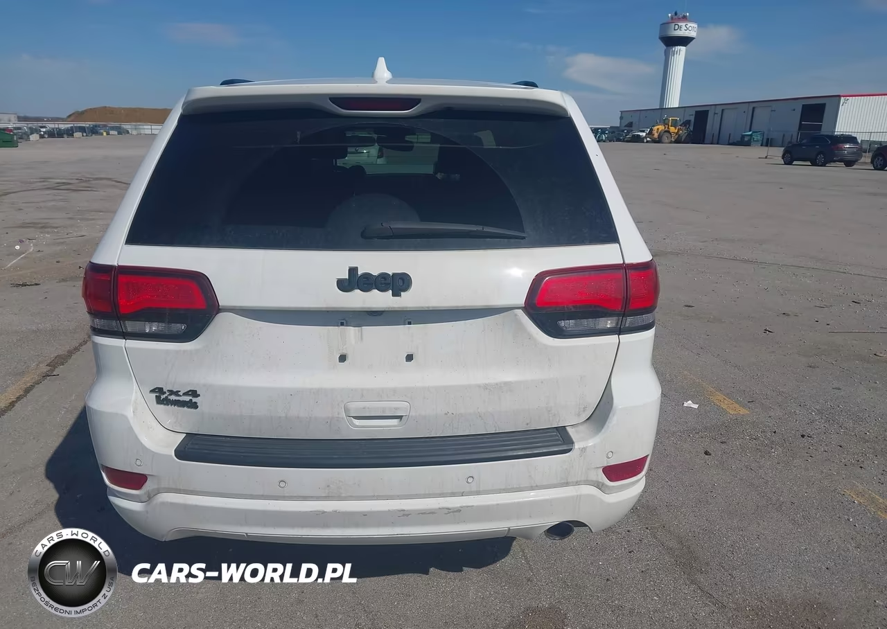 2020 Jeep Grand Cherokee Altitude 4X4 VIN:1C4RJFAG4LC241212 - 16