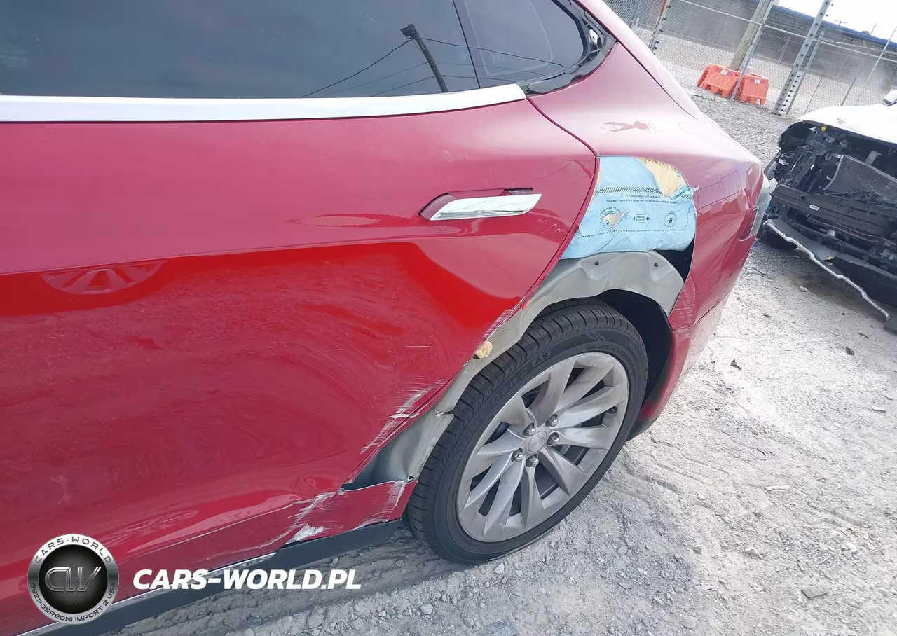 2016 Tesla Model S 60-70-75-85 VIN:5YJSA1E18GF135834 - 19