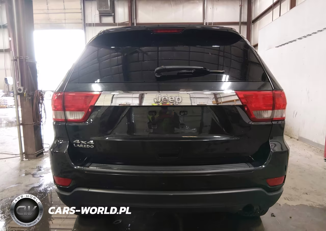 2012 Jeep Grand Cherokee Laredo VIN:1C4RJFAG3CC341642 - 16