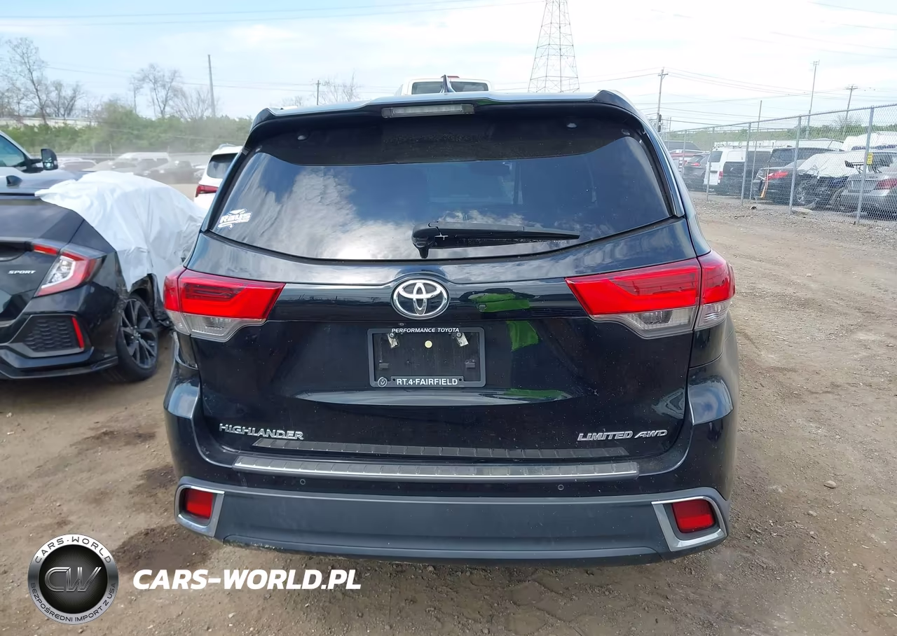 2019 Toyota Highlander Limited Platinum VIN:5TDDZRFH2KS993865 - 16