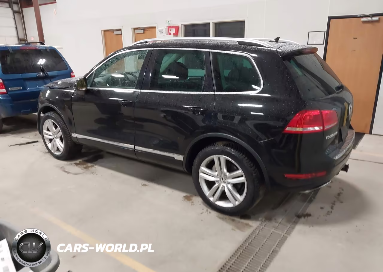 2011 Volkswagen Touareg Tdi Executive VIN:WVGFK9BP9BD004025 - 3