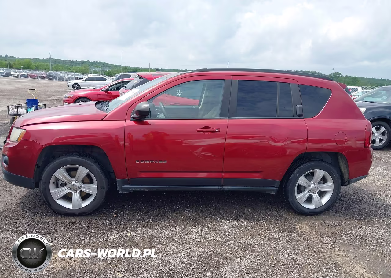 2016 Jeep Compass Sport VIN:1C4NJCBA0GD567533 - 14
