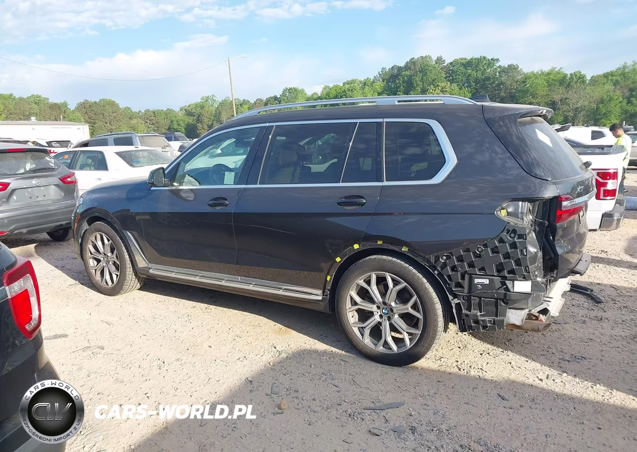2020 BMW X7 xDrive40I VIN:5UXCW2C03L9C12668 - 15