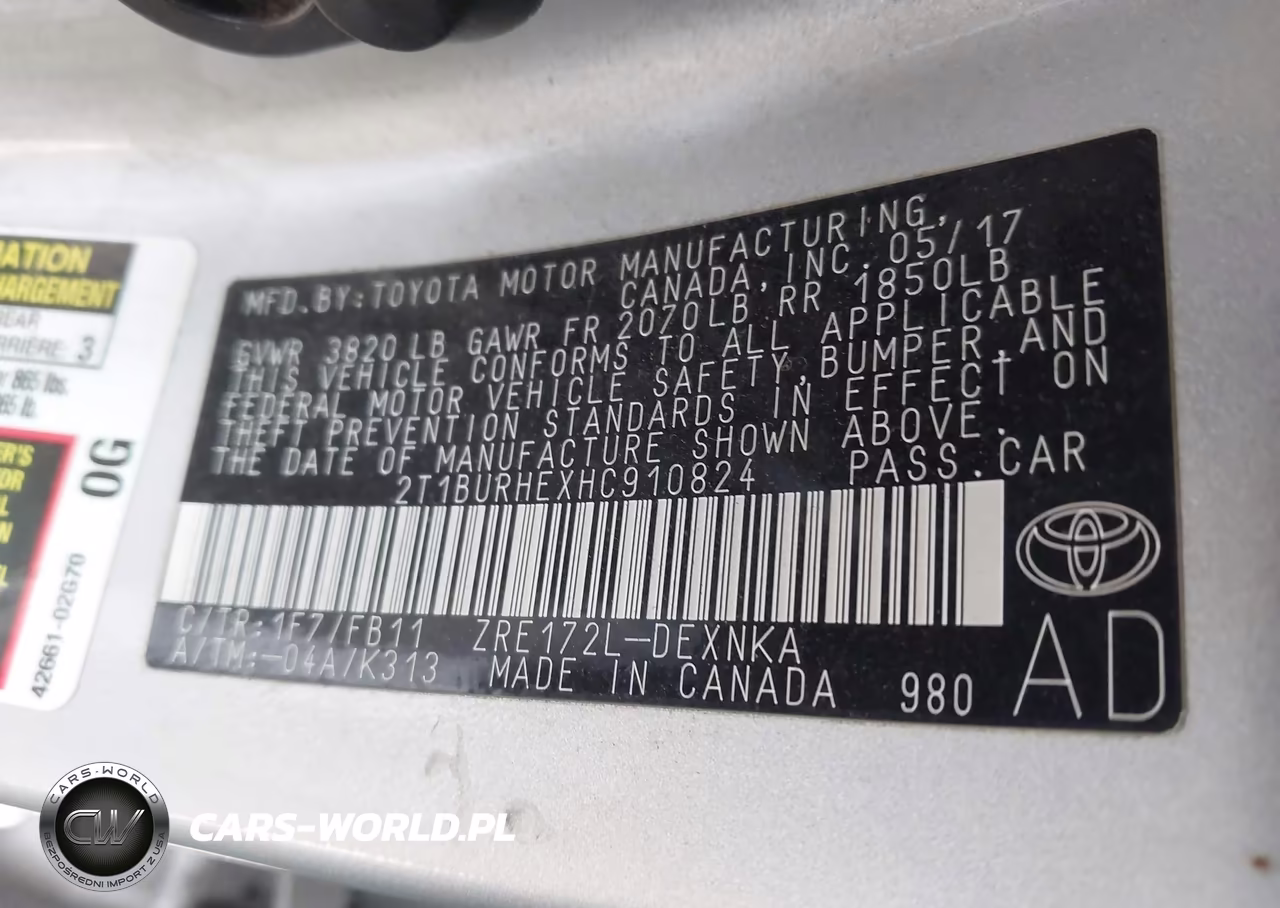 2017 Toyota Corolla Le VIN:2T1BURHEXHC910824 - 9