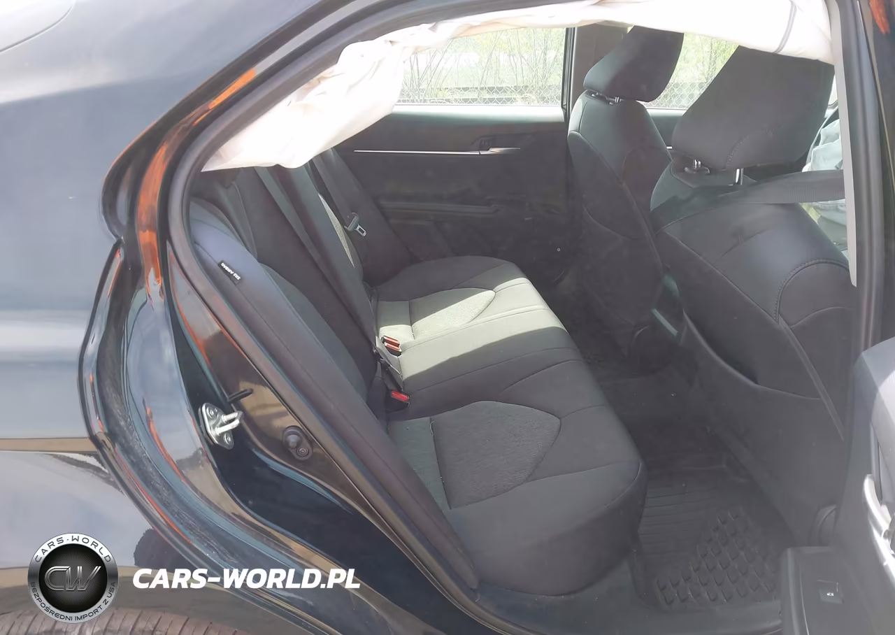2020 Toyota Camry Le VIN:4T1C11AK3LU896870 - 8
