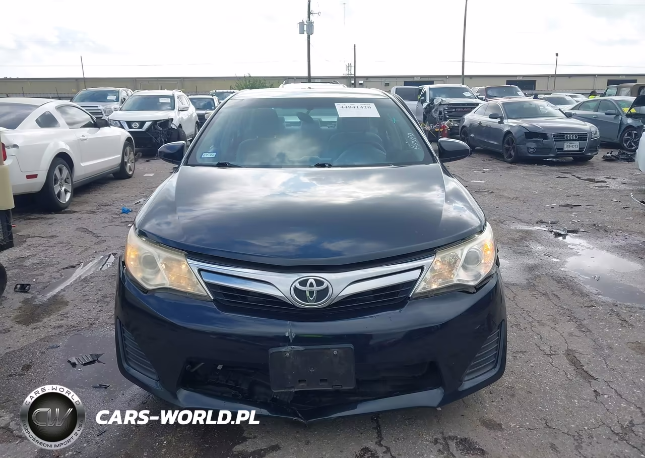 2014 Toyota Camry Le VIN:4T4BF1FK5ER432607 - 12