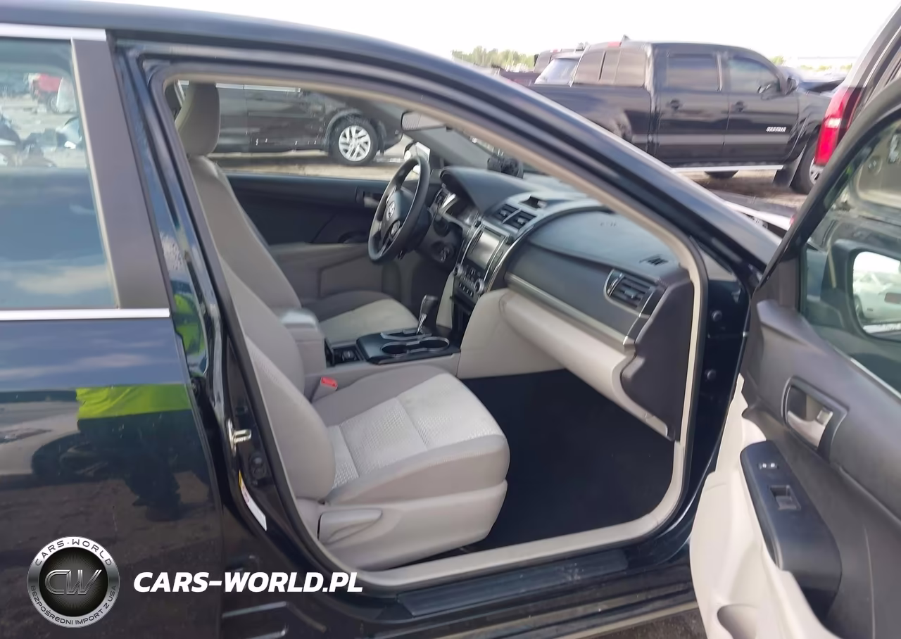 2014 Toyota Camry Le VIN:4T4BF1FK5ER432607 - 5