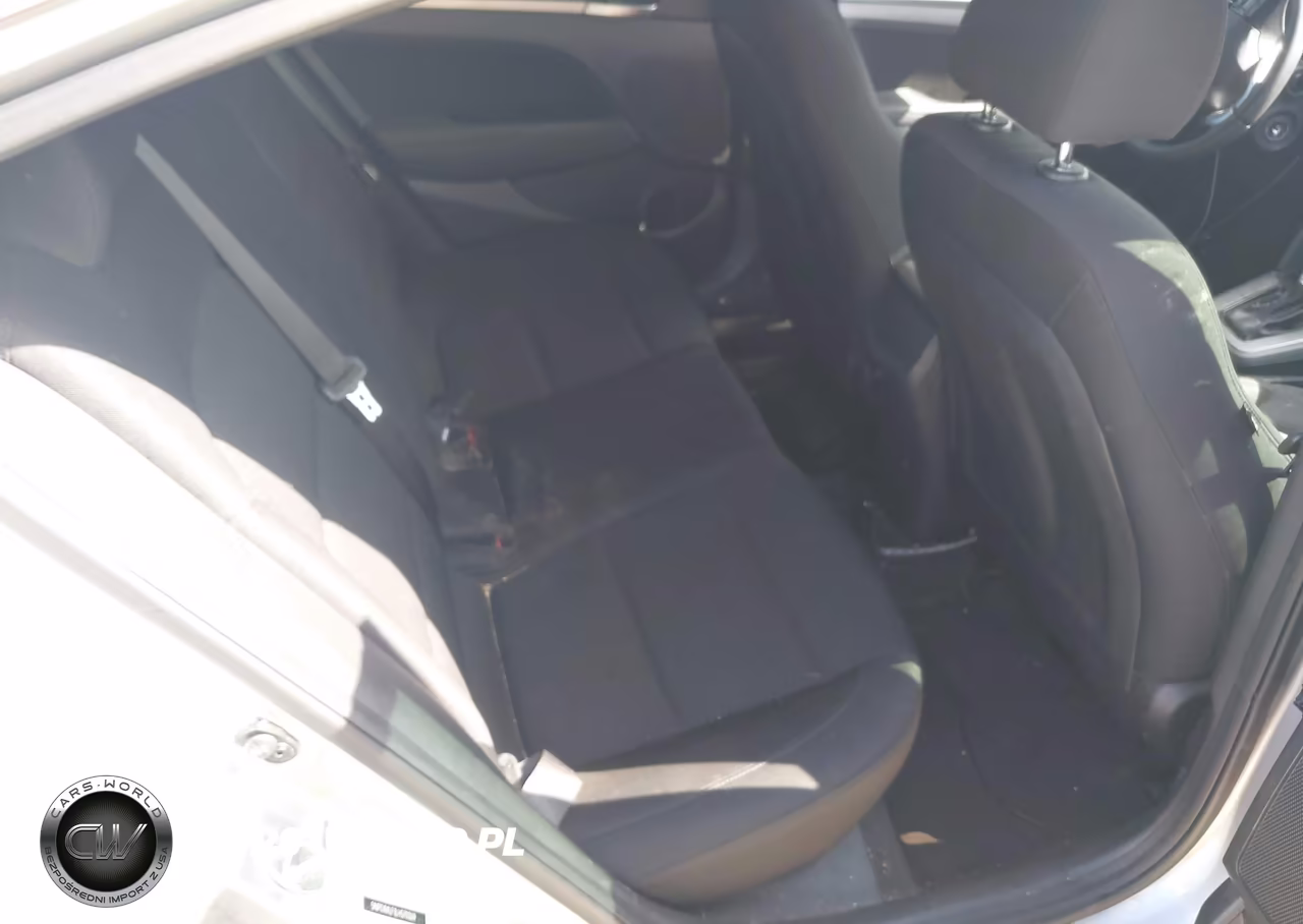 2020 Hyundai Elantra Sel VIN:5NPD84LF1LH570369 - 8