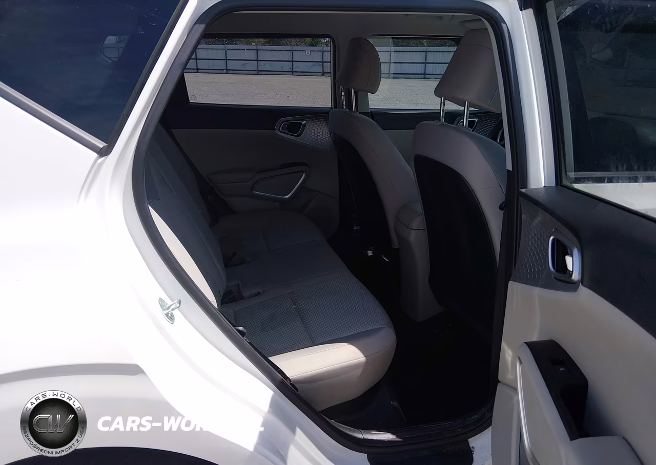 2023 Kia Soul Lx VIN:KNDJ23AU4P7863919 - 8