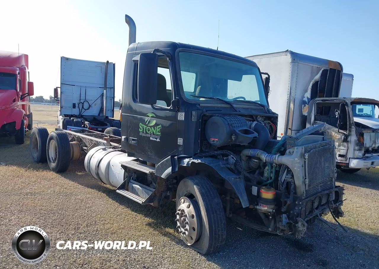 2015 Volvo Vn Vnl – zdjęcie 1 z 15