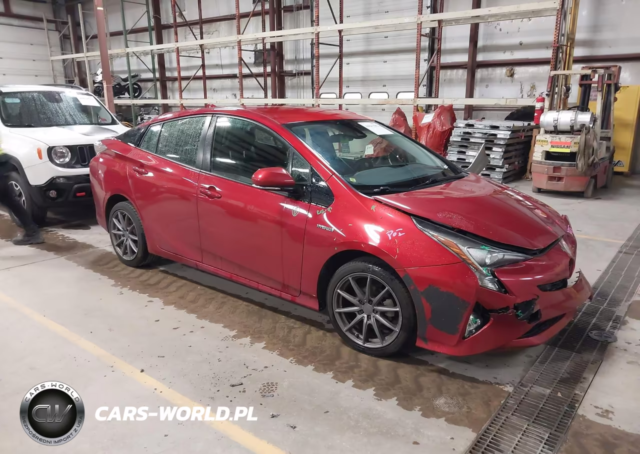 2018 Toyota Prius Three Touring