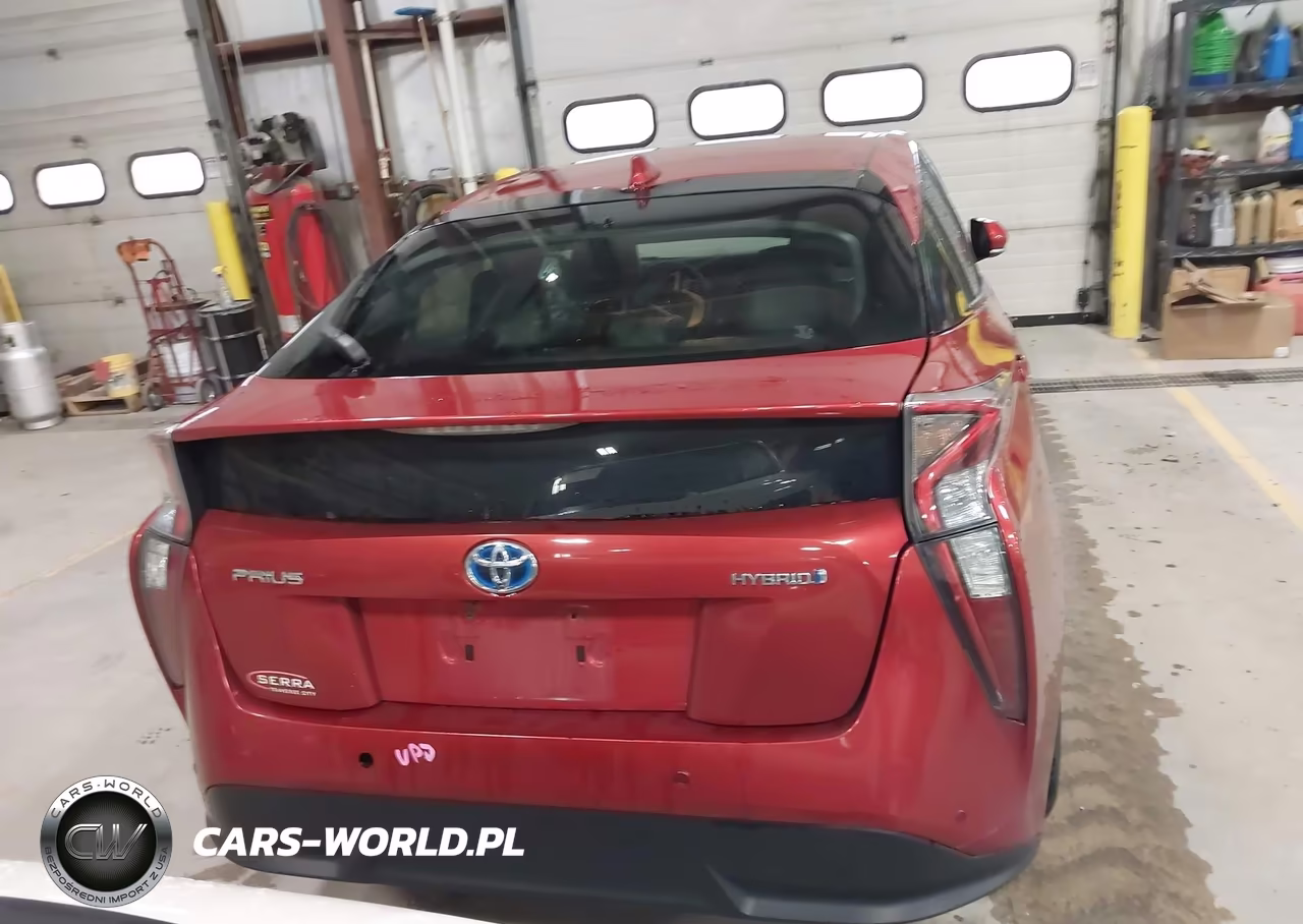 2018 Toyota Prius Three Touring VIN:JTDKARFU8J3059513 - 16