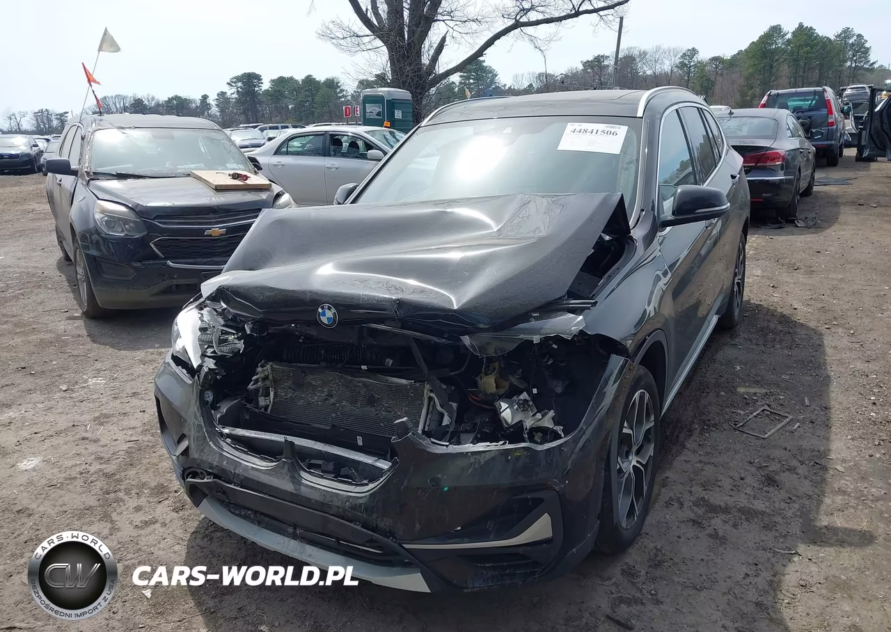 2020 BMW X1 xDrive28I VIN:WBXJG9C01L5P86076 - 12