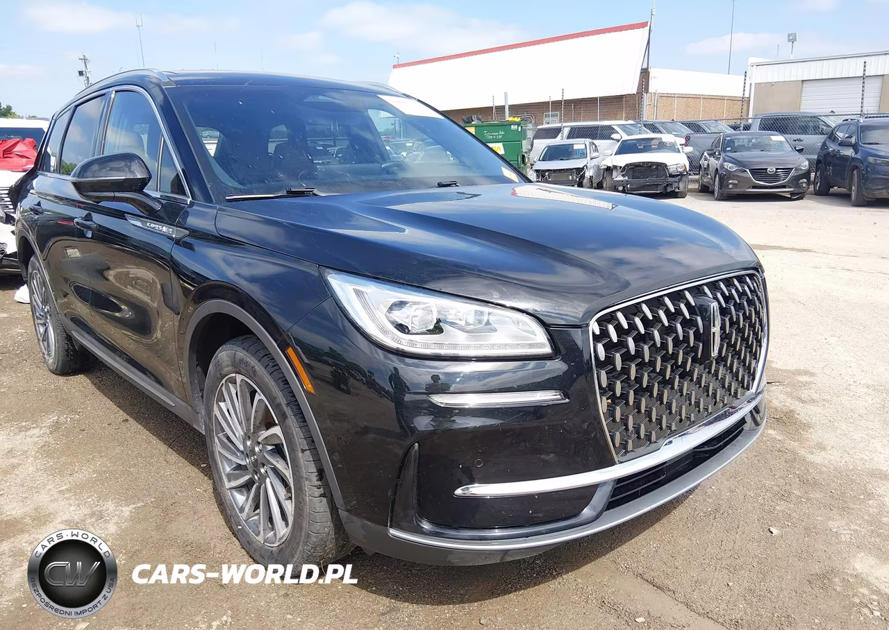 2023 Lincoln Corsair Reserve – zdjęcie 1 z 16