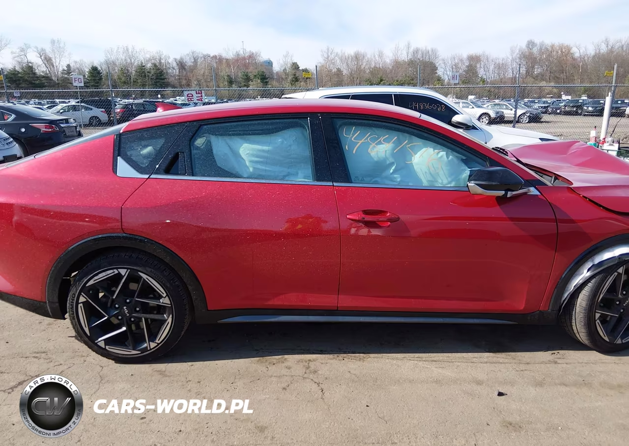 2025 Kia K4 Gt-Line VIN:3KPFW4DE7SE035201 - 12