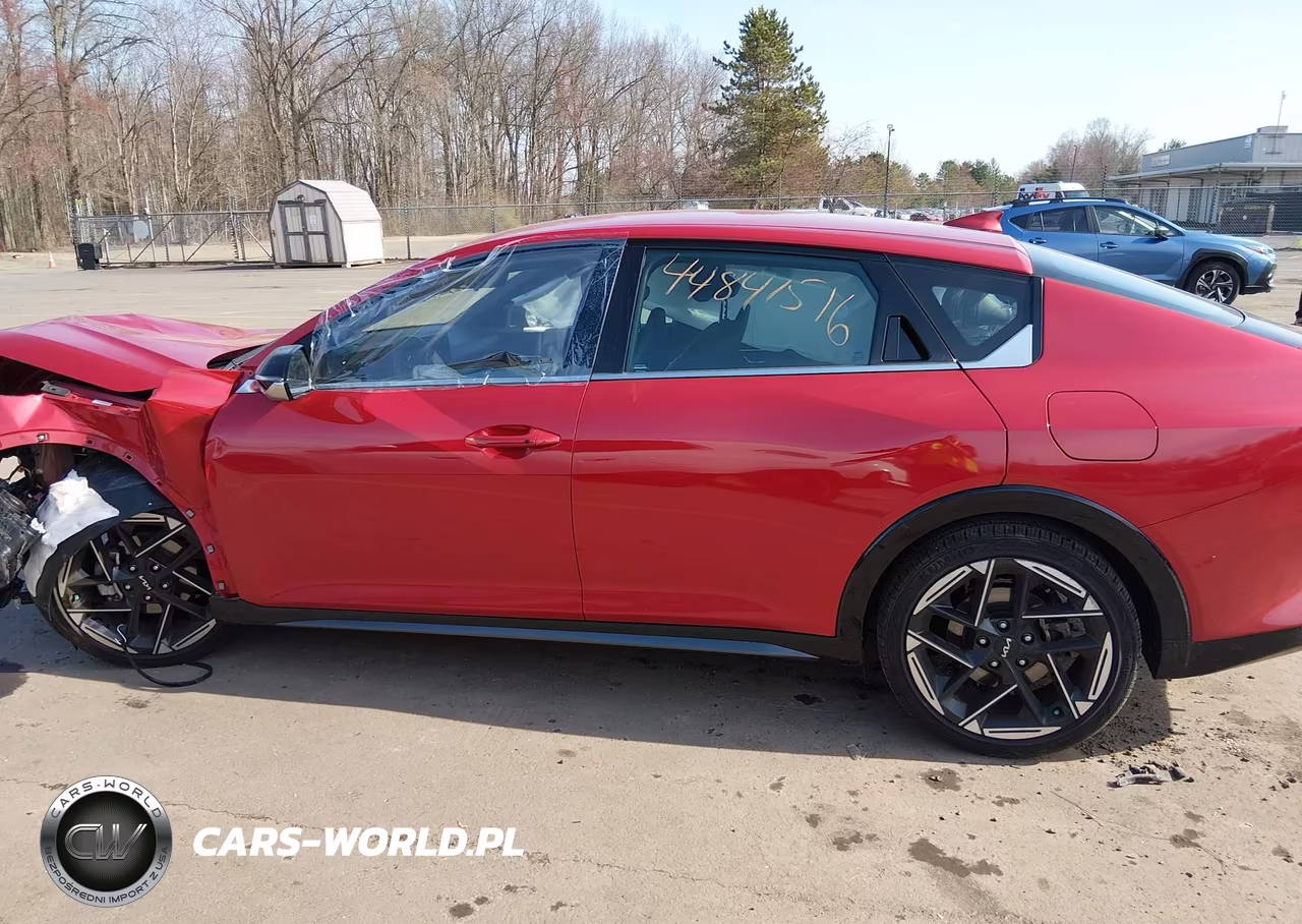 2025 Kia K4 Gt-Line VIN:3KPFW4DE7SE035201 - 13