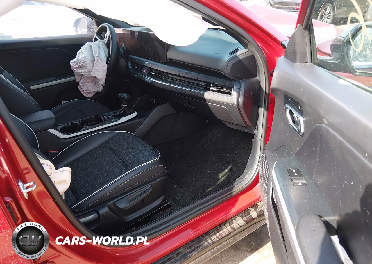 2025 Kia K4 Gt-Line VIN:3KPFW4DE7SE035201 - 5