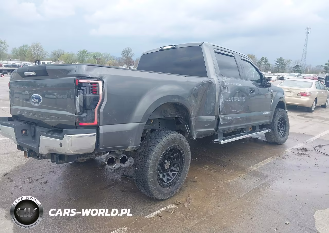 2017 Ford F-250 Xlt VIN:1FT7W2BT3HEC31716 - 4