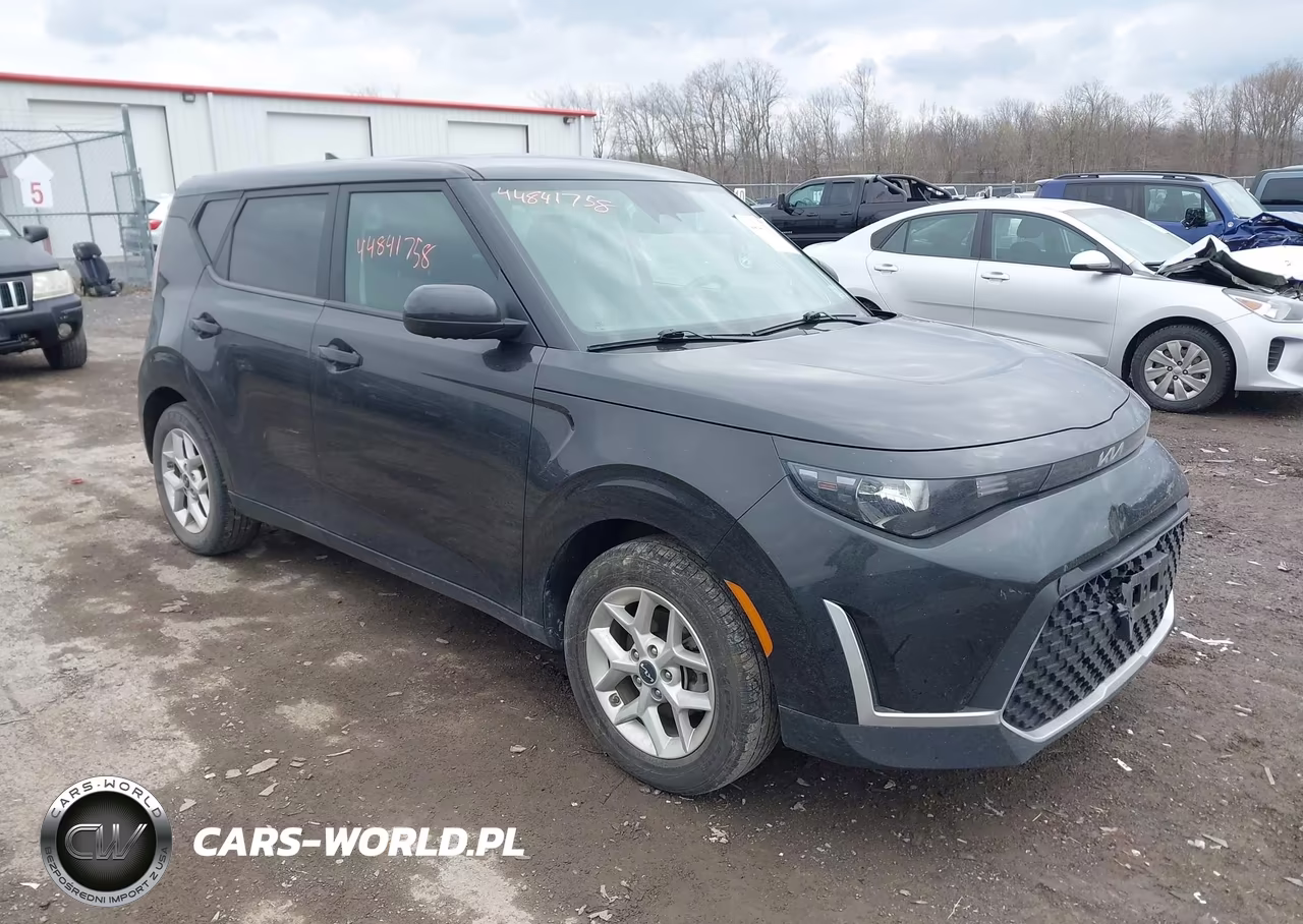 2023 Kia Soul Lx