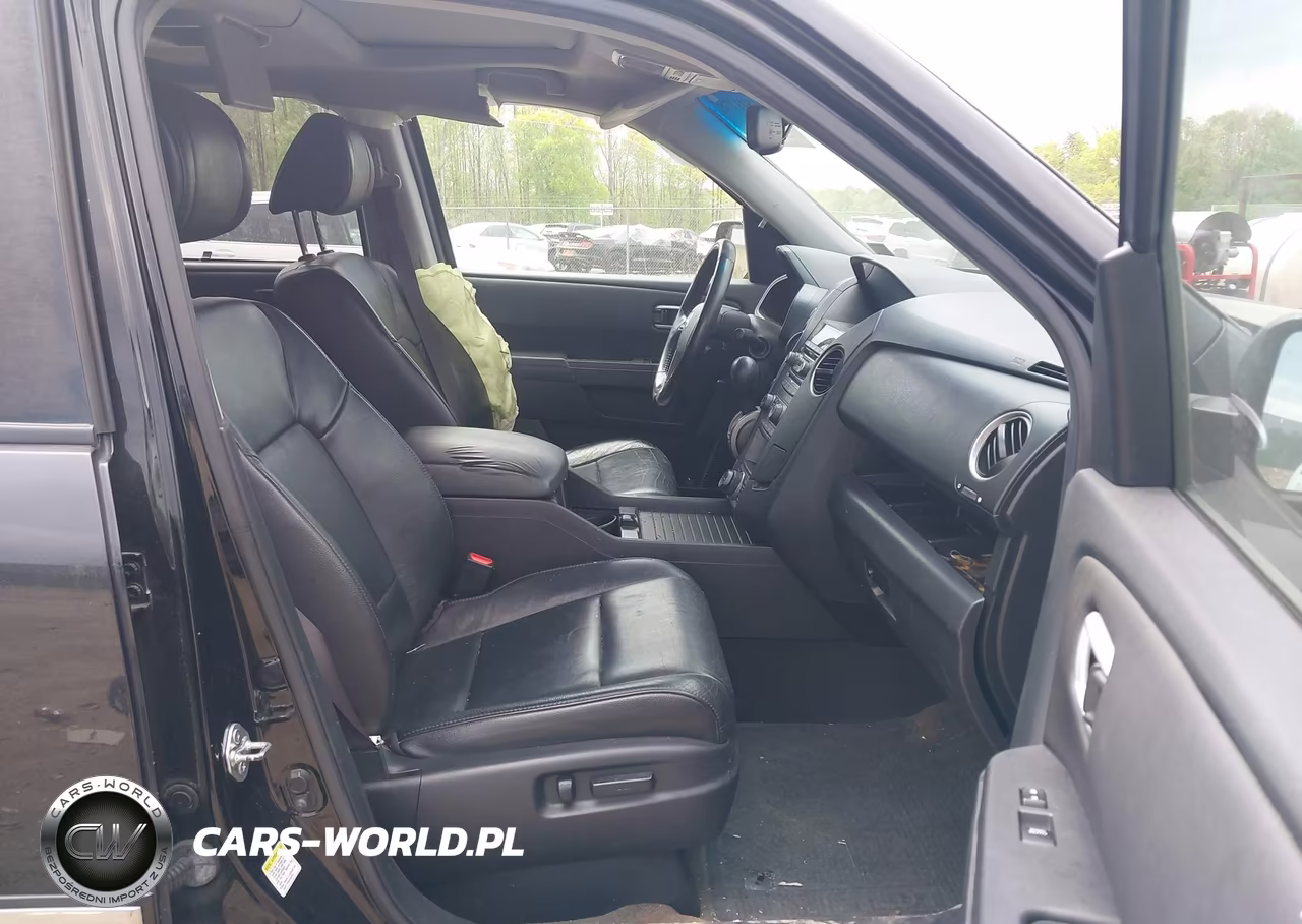 2013 Honda Pilot Touring VIN:5FNYF4H93DB065749 - 5