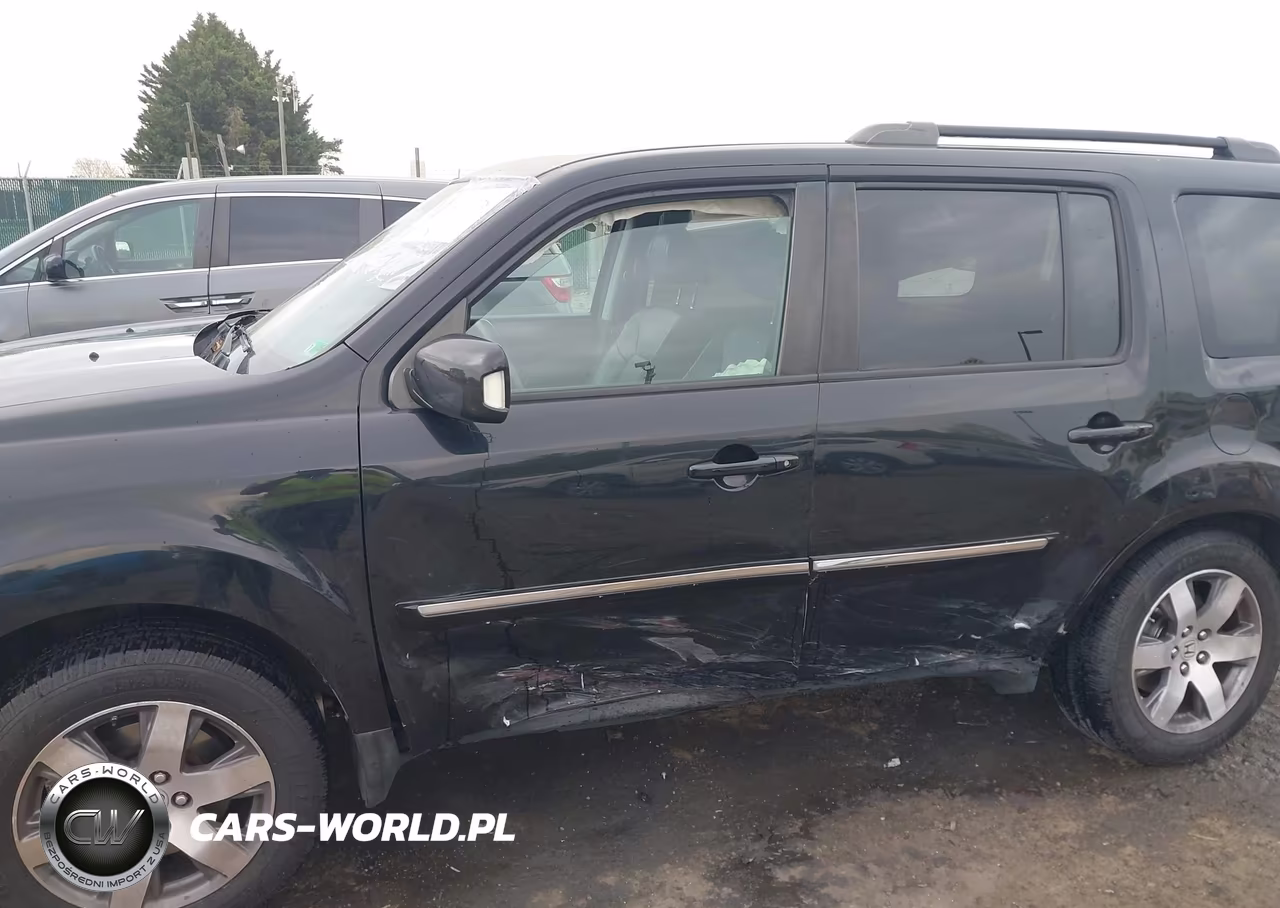 2013 Honda Pilot Touring VIN:5FNYF4H93DB065749 - 6