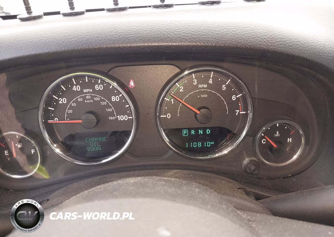 2016 Jeep Wrangler Sahara VIN:1C4GJWBGXGL345442 - 7