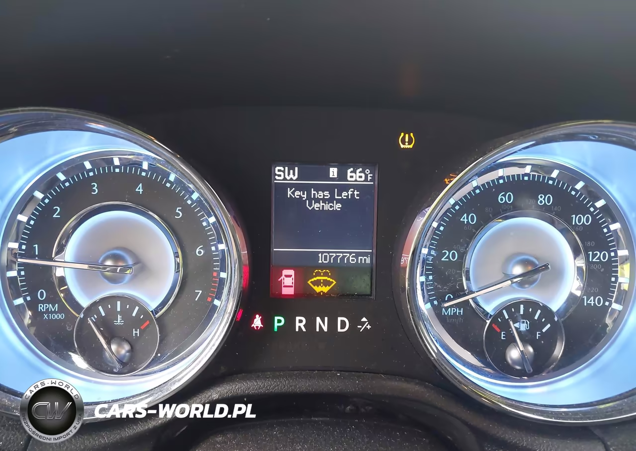 2011 Chrysler 300 Limited VIN:2C3CA5CG0BH592776 - 7