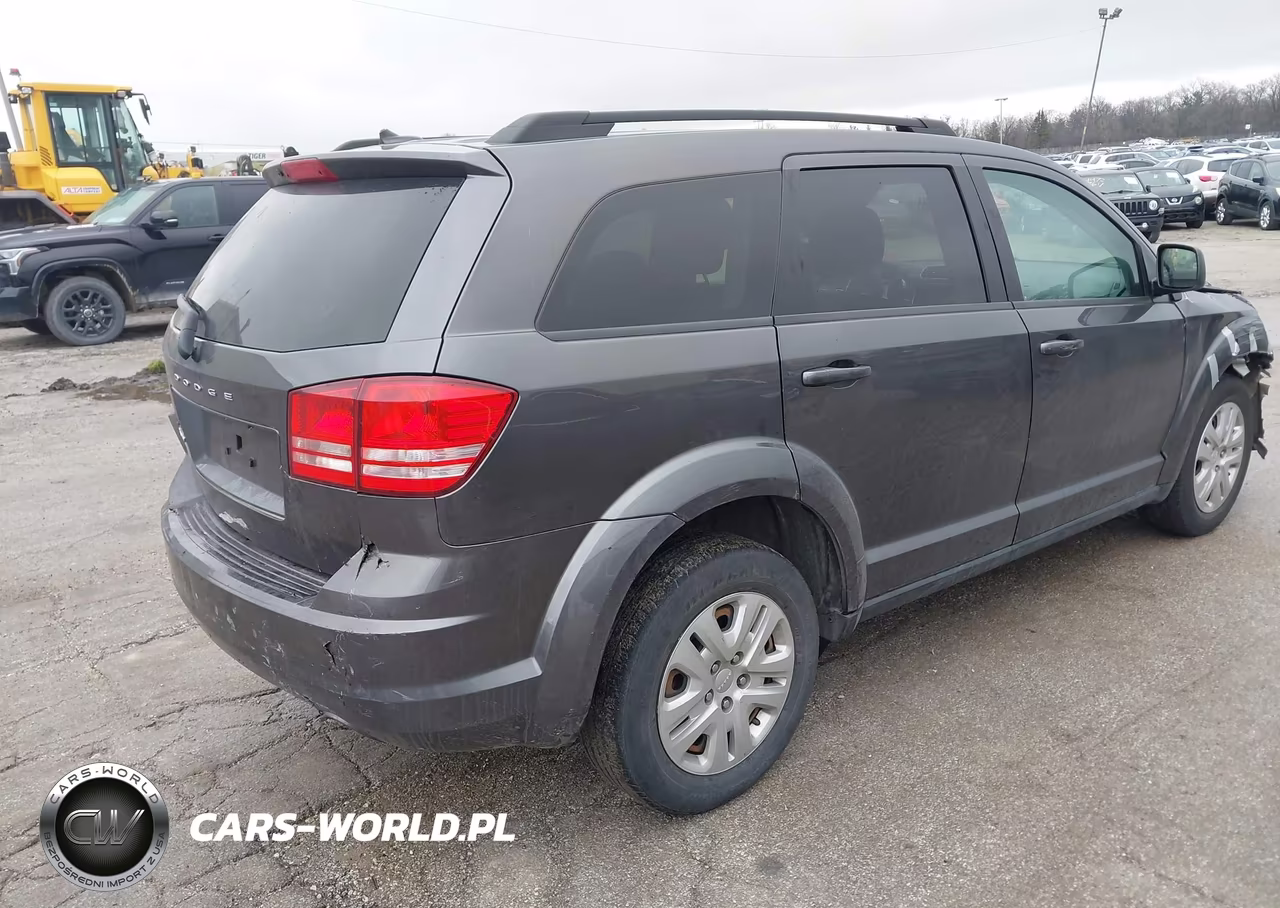 2018 Dodge Journey Se VIN:3C4PDCAB8JT375739 - 4