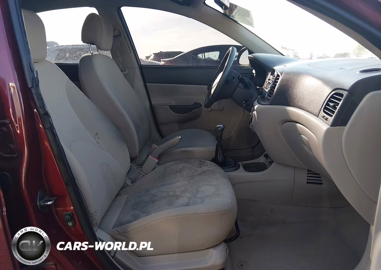 2007 Hyundai Accent Gls VIN:KMHCN46C37U121255 - 5