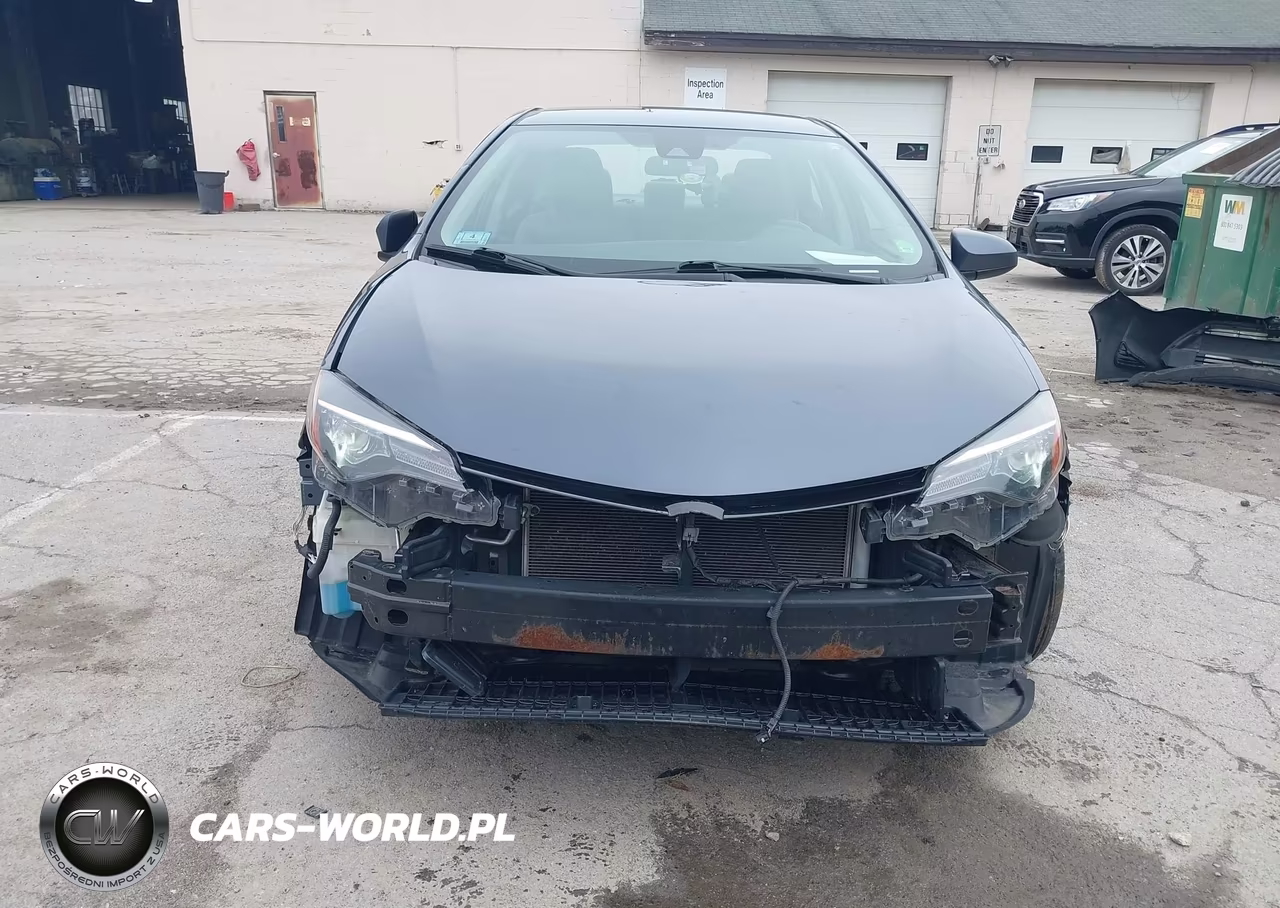 2018 Toyota Corolla Le VIN:2T1BURHE9JC048539 - 13
