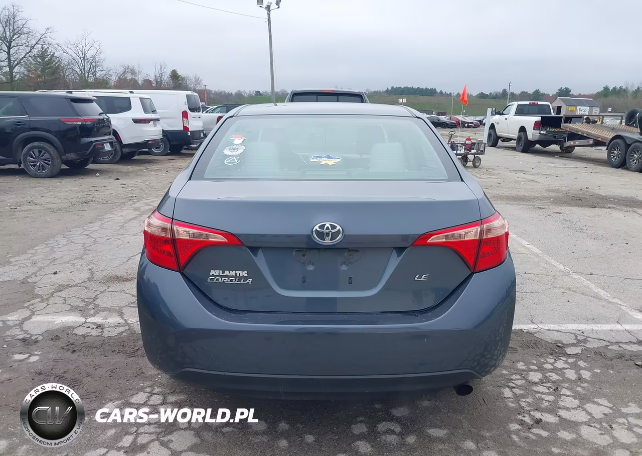 2018 Toyota Corolla Le VIN:2T1BURHE9JC048539 - 16
