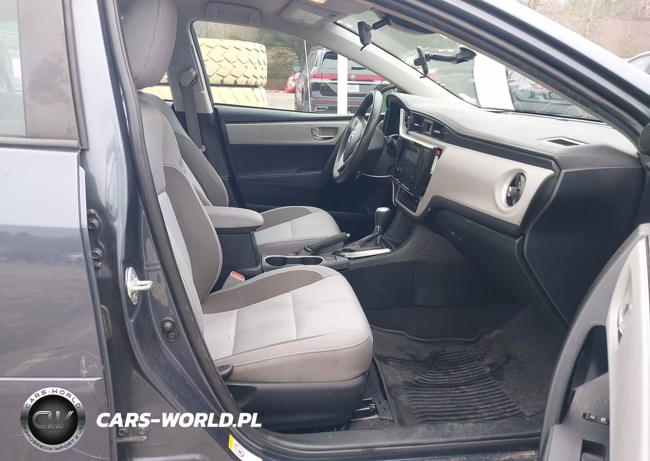 2018 Toyota Corolla Le VIN:2T1BURHE9JC048539 - 5