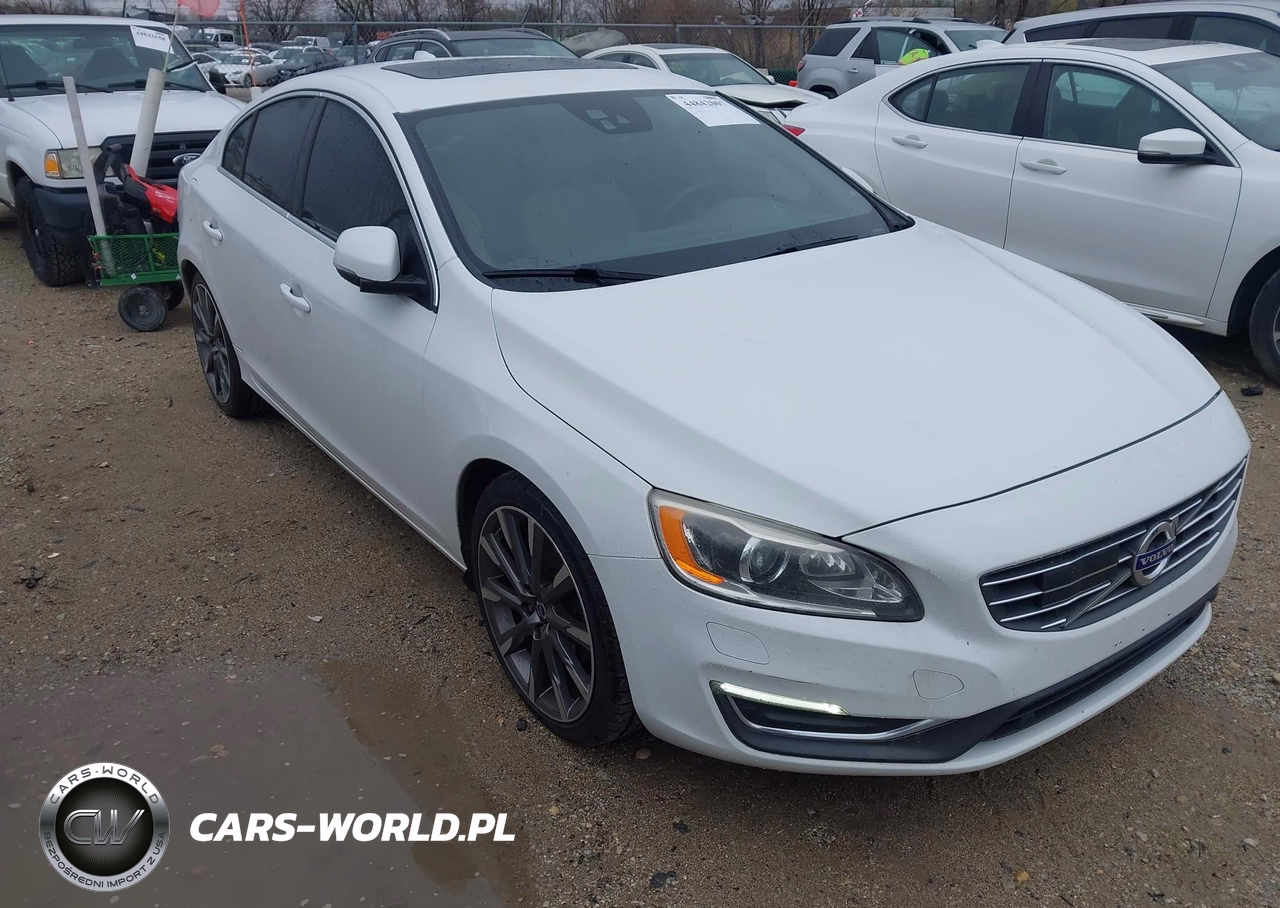 2015 Volvo S60 T5 Platinum