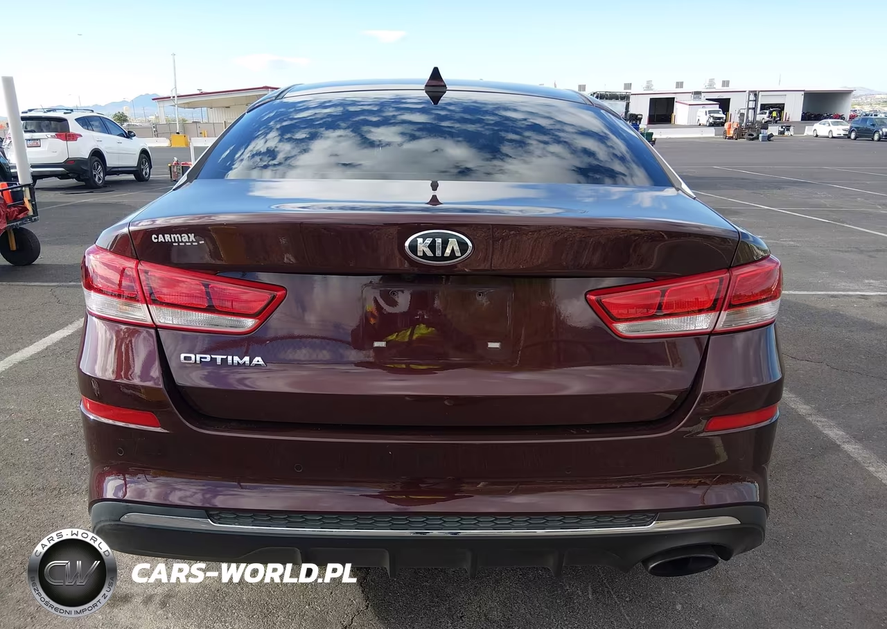 2019 Kia Optima Lx VIN:5XXGT4L35KG355640 - 17