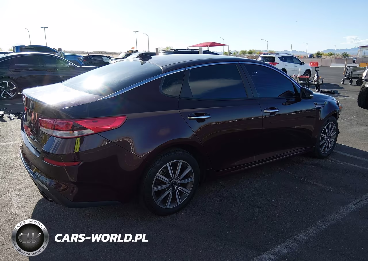 2019 Kia Optima Lx VIN:5XXGT4L35KG355640 - 4