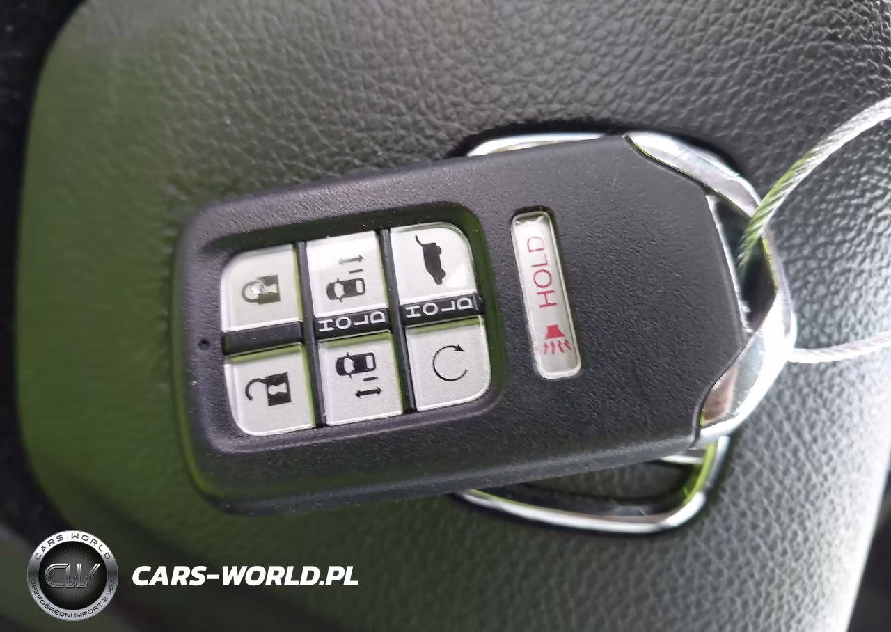 2021 Honda Odyssey Touring VIN:5FNRL6H85MB035314 - 11